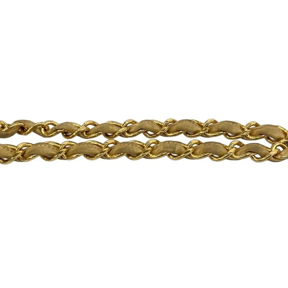 CHANEL New Mademoiselle - Beige Lambskin Shoulder Bag Gold hardware - Picture 9 of 15